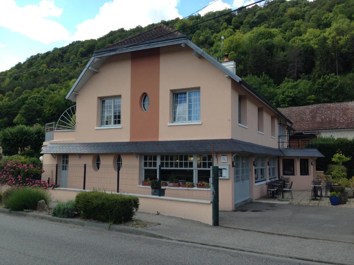 Auberge De La Roque La Roquette Buitenkant foto